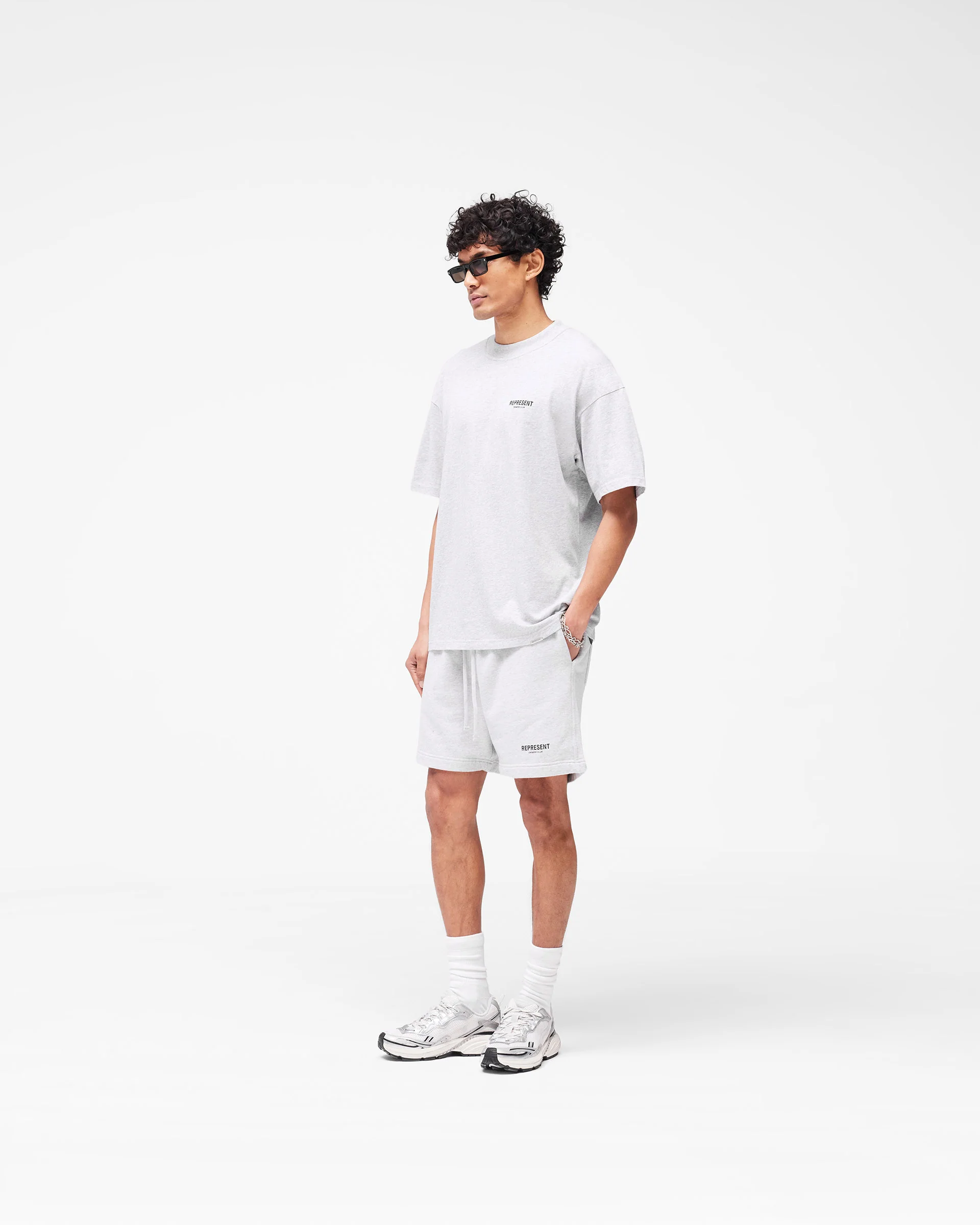 Represent Owners Club T-Shirt - Ash Grey - Image 8